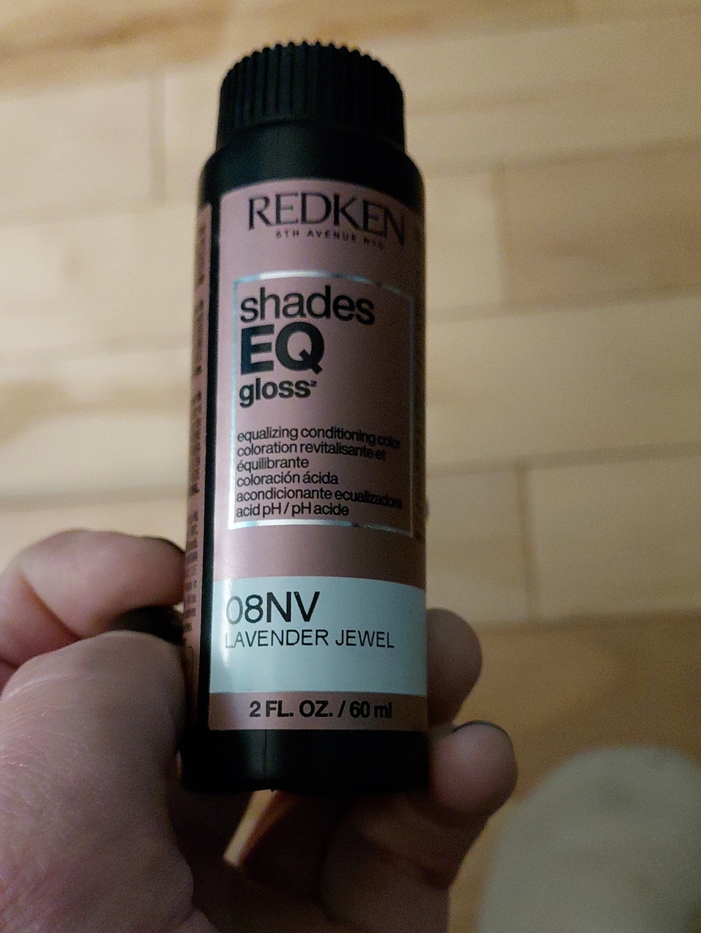 Redken Lavender Jewel Shades EQ Gloss 08NV Hair Color